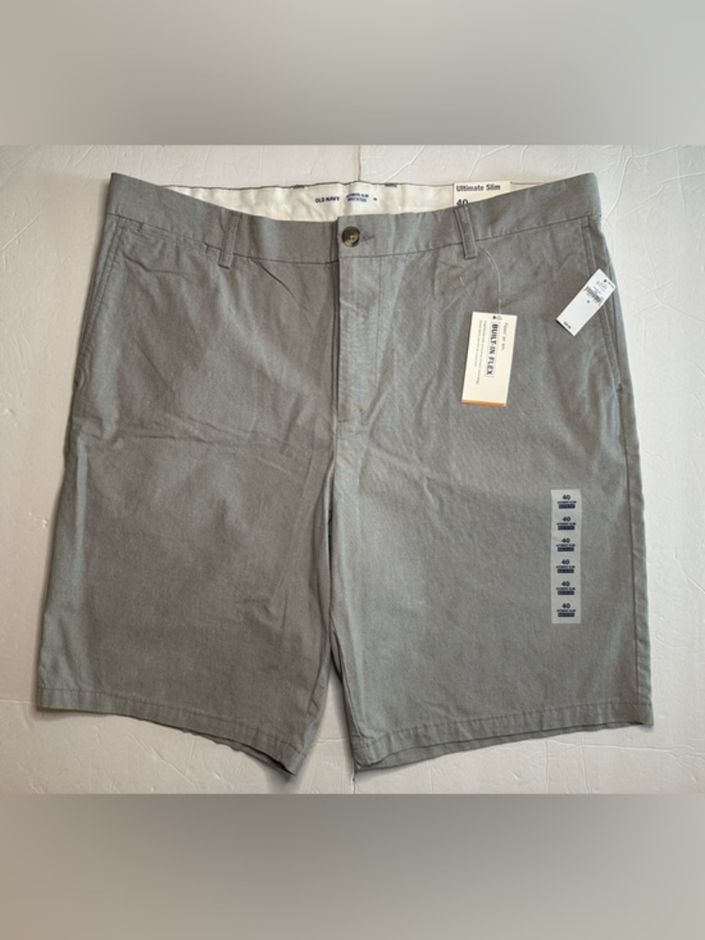 NWT Old Navy Men's Gray Ultimate Slim Shorts Size 40